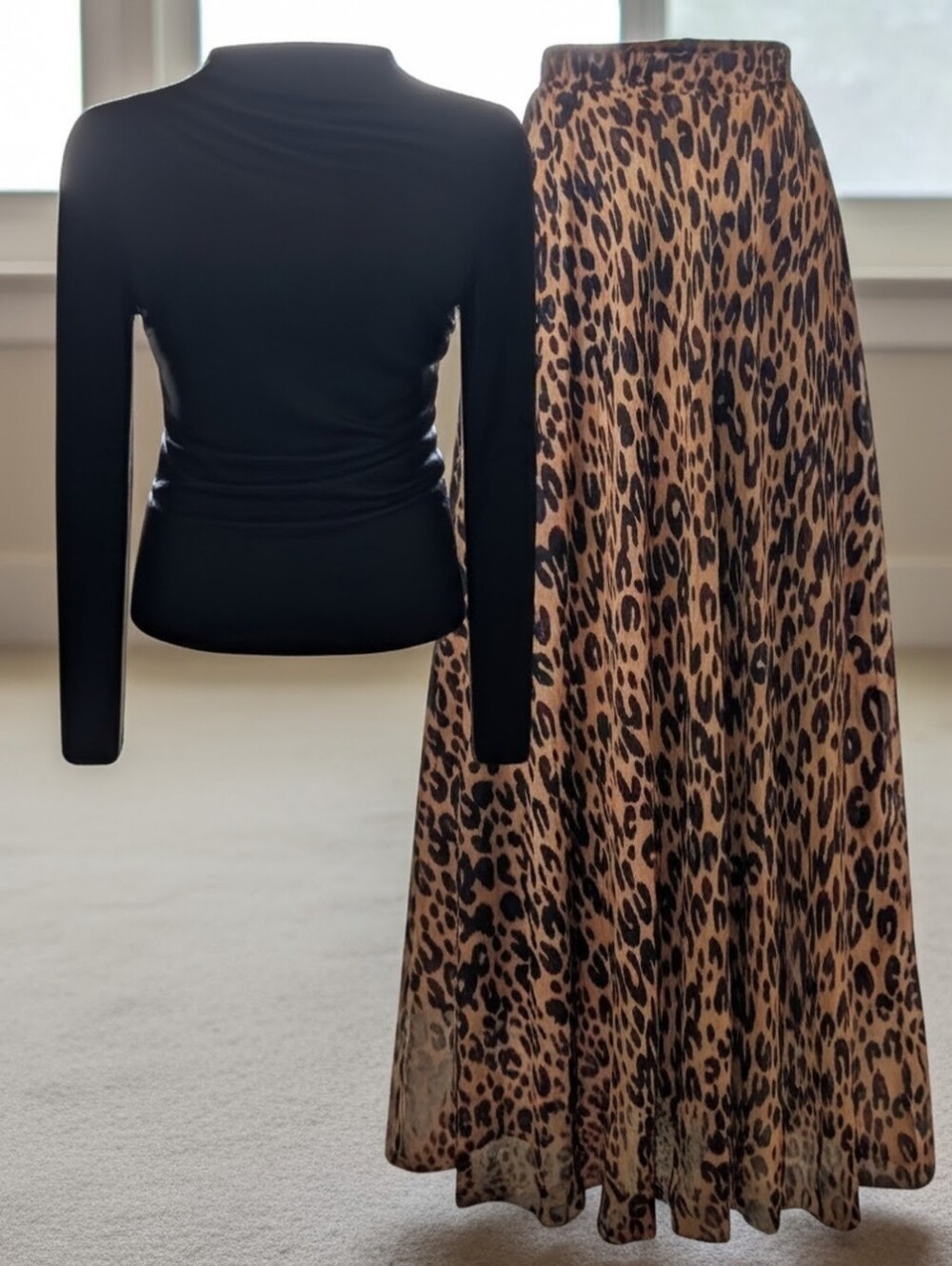 🍂 EFFORTLESS Fall Elegance: The Leopard Maxi & Ribbed Turtleneck Duo